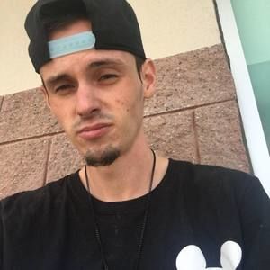 Meet your Posher, Nicholas